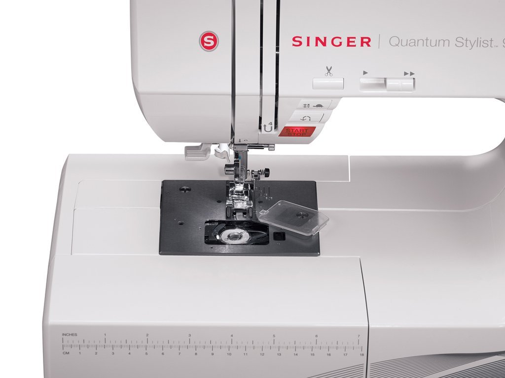 Singer 9960 Quantum Stylist 600 Stitch Computerized Sewing Machine with  Extension Table 