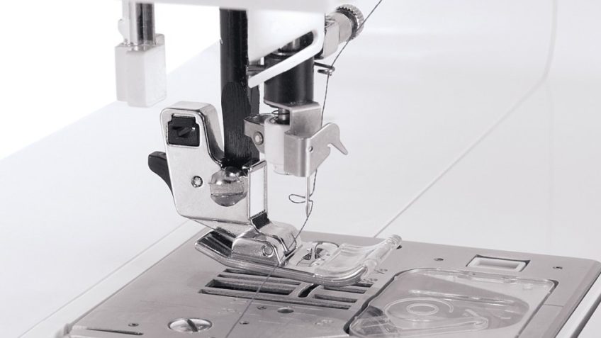 Singer XL-580 Review